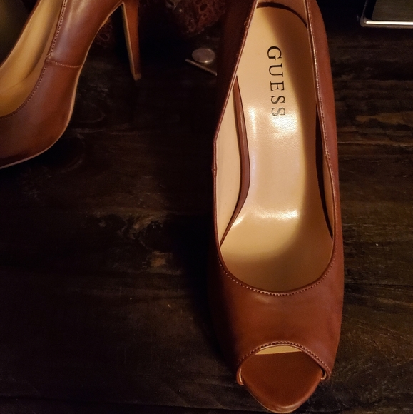 Guess Cognac color Heels - Picture 2 of 2